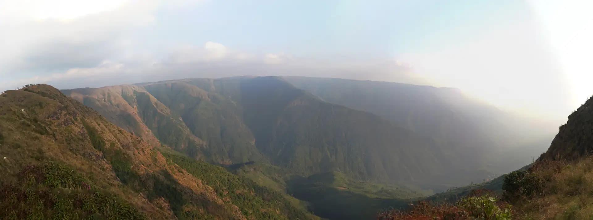 The scenic view from the Laitlum Canyons.